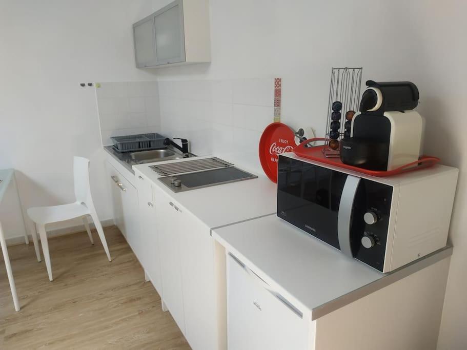 Le Saint-Lazare Appartement Au Calme Intra Muros อาวีญง ภายนอก รูปภาพ